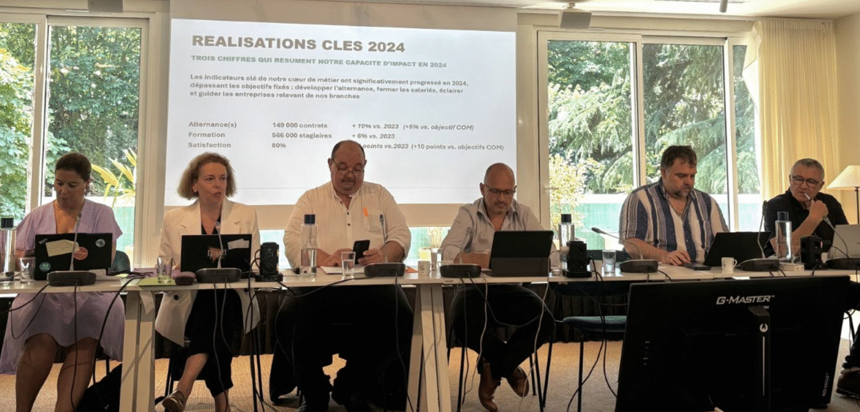 Assemblée générale d’AKTO : La Présidence paritaire acte la dynamique positive et appelle les Branches professionnelles à se doter des leviers financiers à la hauteur de leurs ambitions pour anticiper l’évolution de leurs métiers